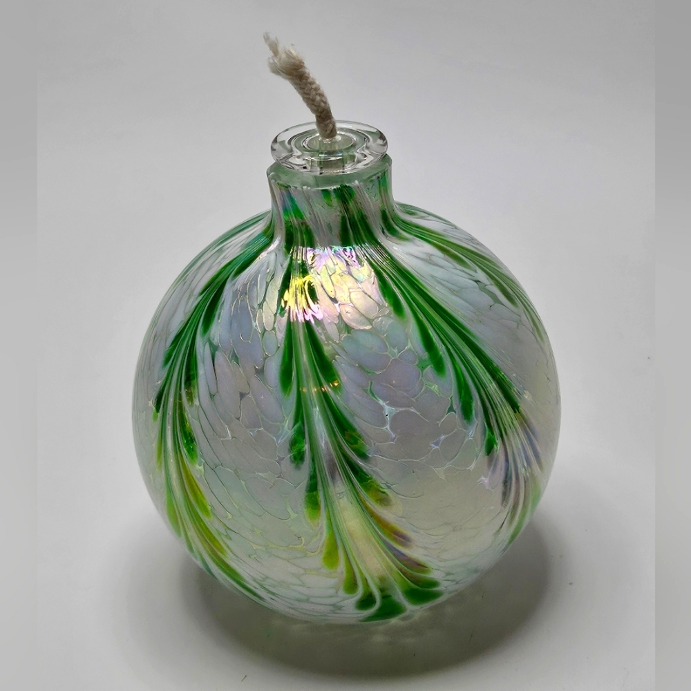 Traditions Iridescent Glass Oil Lamp Green White Feathered And Fritz Orb NWOT